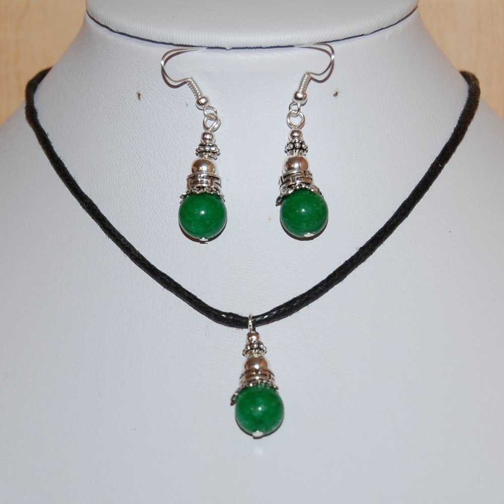 Jade Necklace and Earring Set,Jade Gemstone Necklace and Earrings